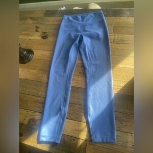 Lululemon size 6 Wunder Train High Rise leggings